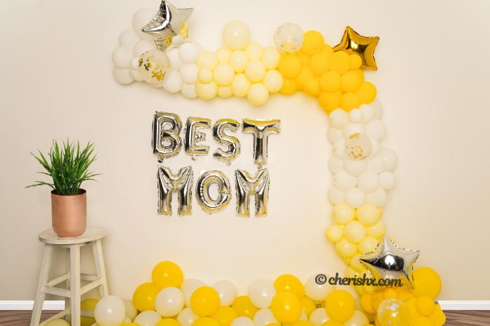 Birthday decoration for mom