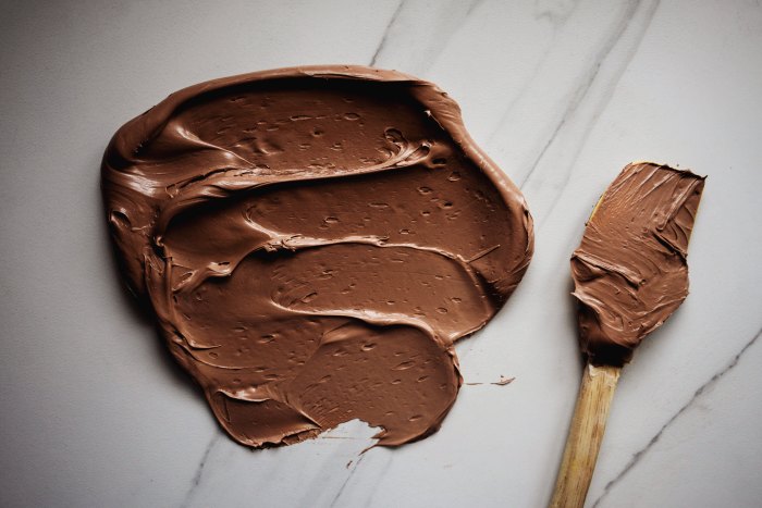 How to make brown food coloring darker