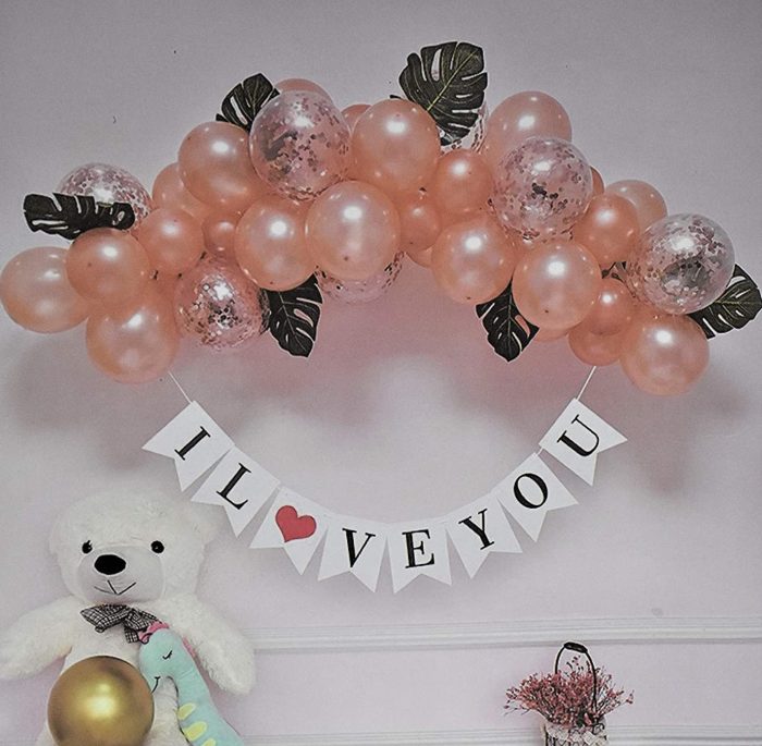 Handmade homemade simple balloon decoration for birthday