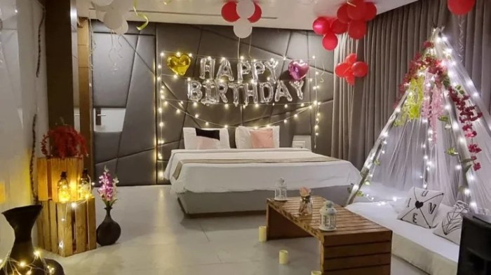 Hotel room birthday decoration service near me