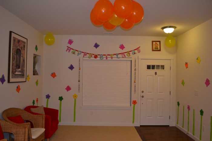 Easy birthday room decoration simple