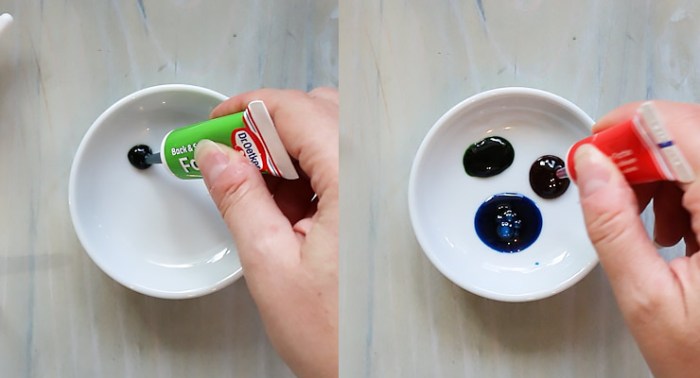 Making black food coloring