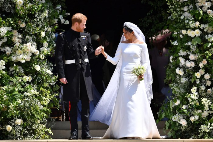 Meghan duchess of sussex wedding dress